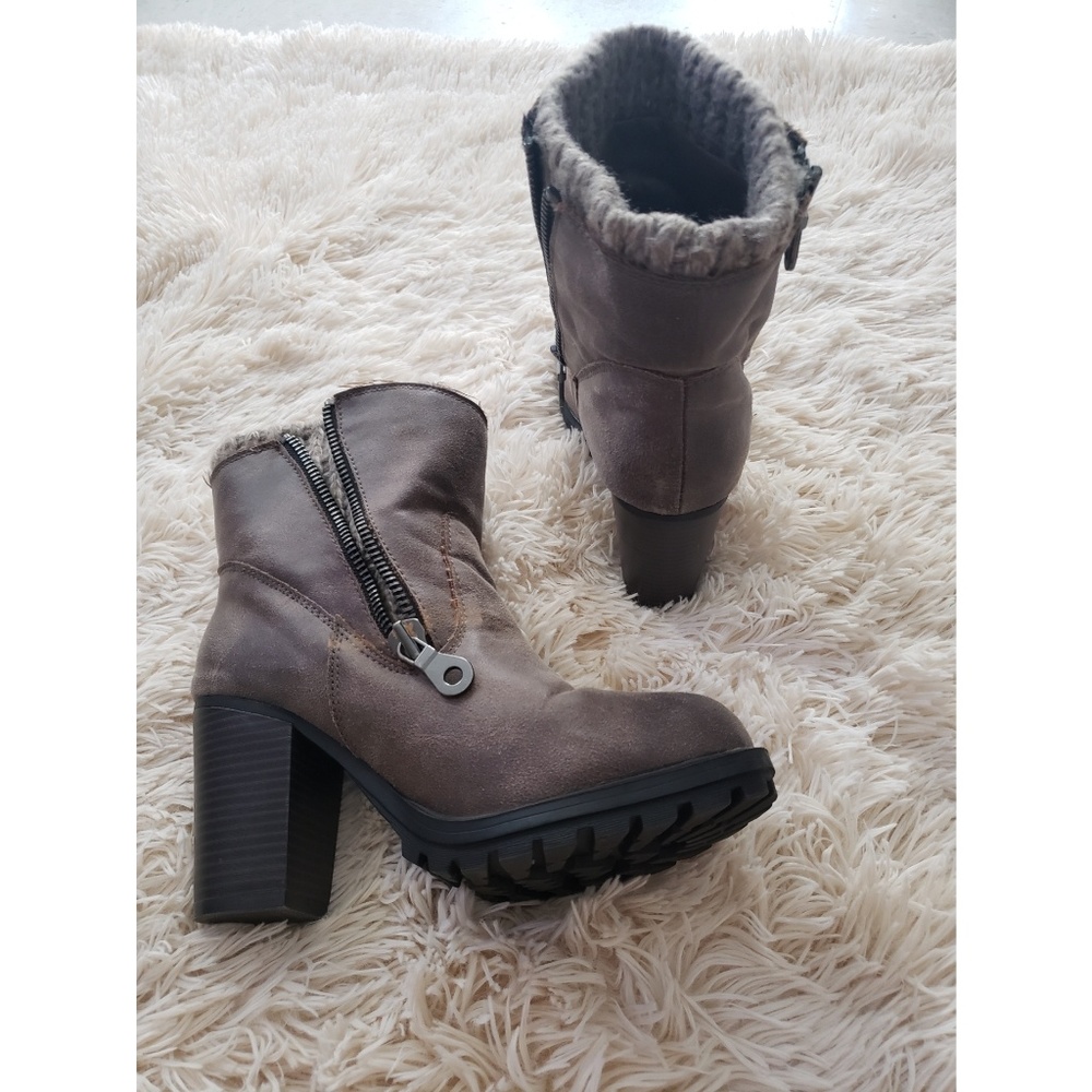 Fall booties - Picture 3 of 4